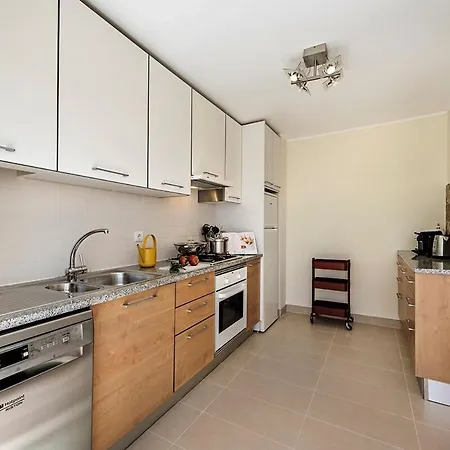 Hole-in-one Hideaway Apartment