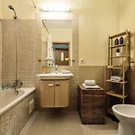 Hole-in-one Hideaway Apartment